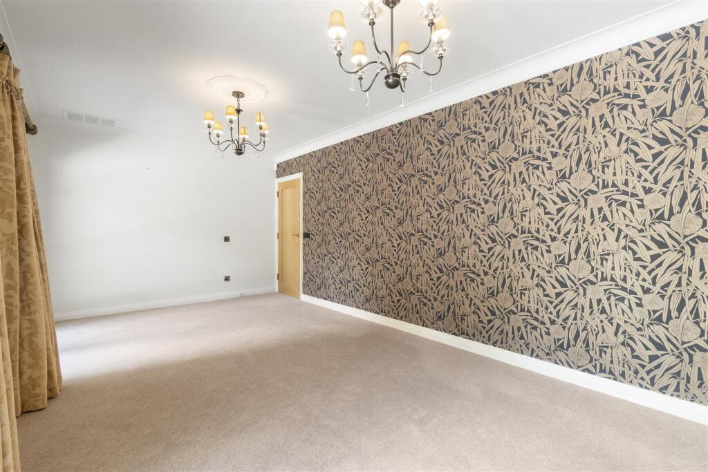 Additional image 7 of Endwood Drive, Little Aston Park