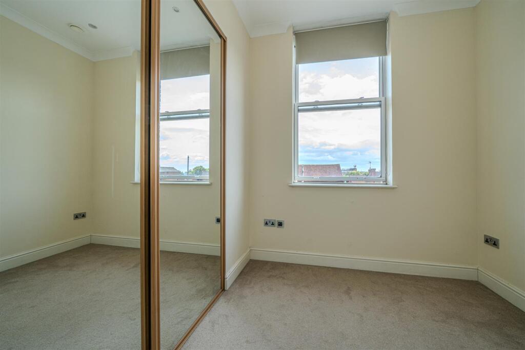 Additional image 13 of St. Peters Street, St. Albans