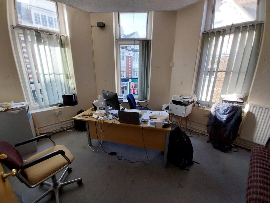 Additional image 11 of 43 South Street, Eastbourne, East Sussex, BN21 4UT