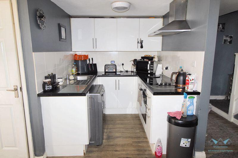 Additional image 13 of Malmesbury Park Road, Charminster - Spacious Five-Bedroom Detached Coach House in Secluded Gated Setting