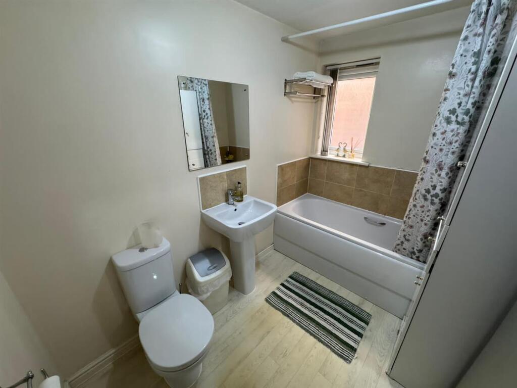 Additional image 21 of Dukes Avenue, Bradford