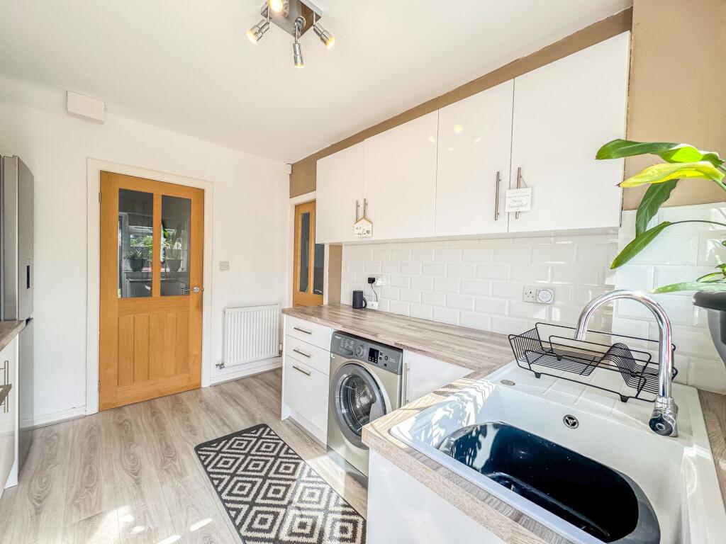 Additional image 10 of Severn Close, Walmersley, BL9