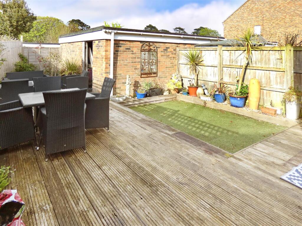 Additional image 15 of Woodlands Avenue, Rustington