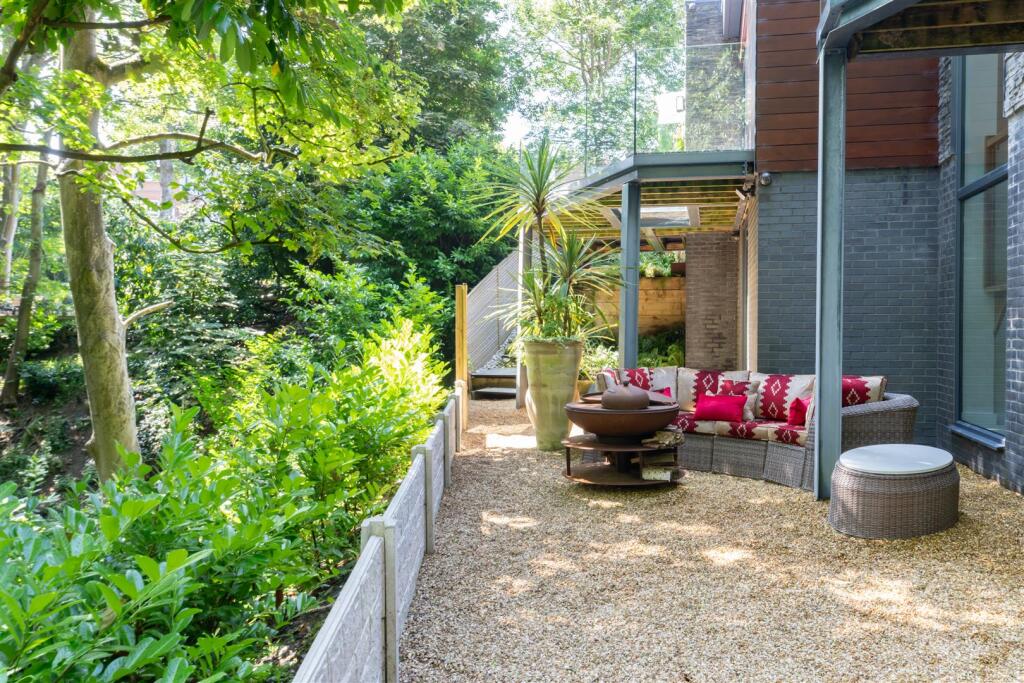 Additional image 20 of Alumhurst Road, Alum Chine