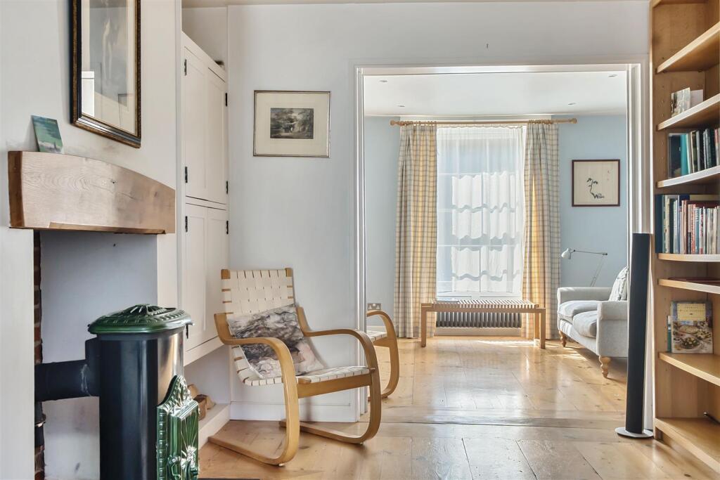 Additional image 8 of Tarrant Street, Arundel