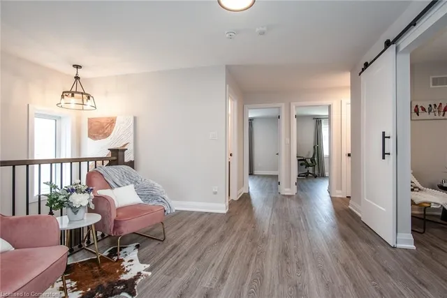 Additional image 24 of 42 Fenside St