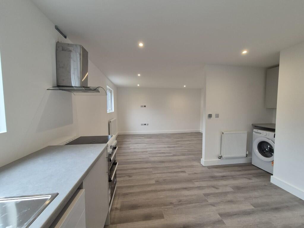 Additional image 7 of Studio B Shenley Lane, St. Albans, Hertfordshire, AL2