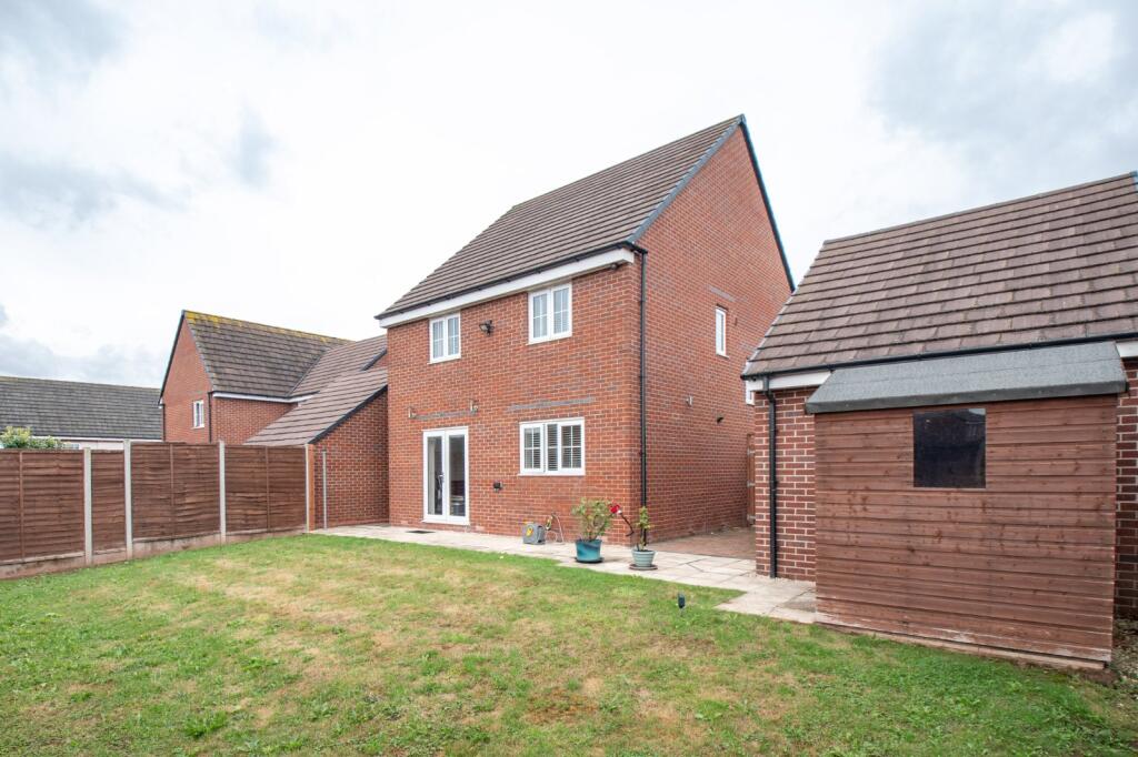 Additional image 18 of Copse Wood Way, Bromsgrove, Worcestershire, B61