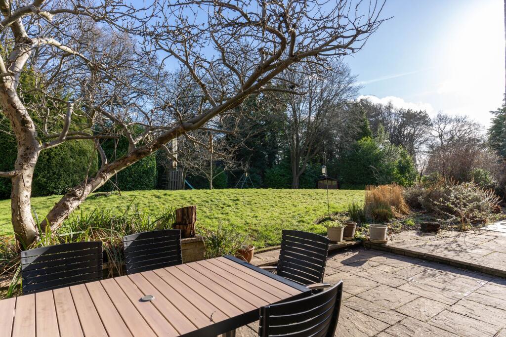 Additional image 4 of Denehurst Close, Barnt Green, B45