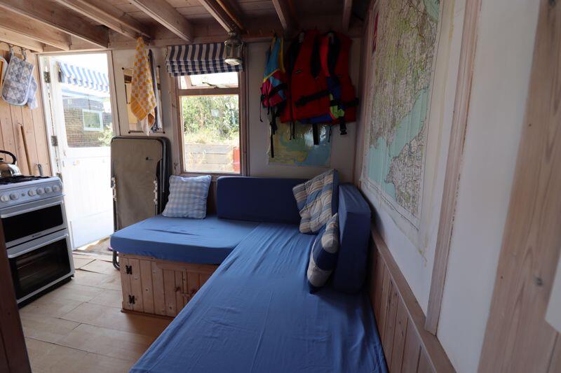 Additional image 13 of Mudeford Sand Spit hut 241