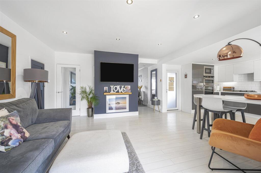 Additional image 18 of Dorothy Avenue, Peacehaven