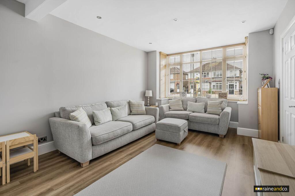 Additional image 2 of Heathcote Avenue, Hertfordshire