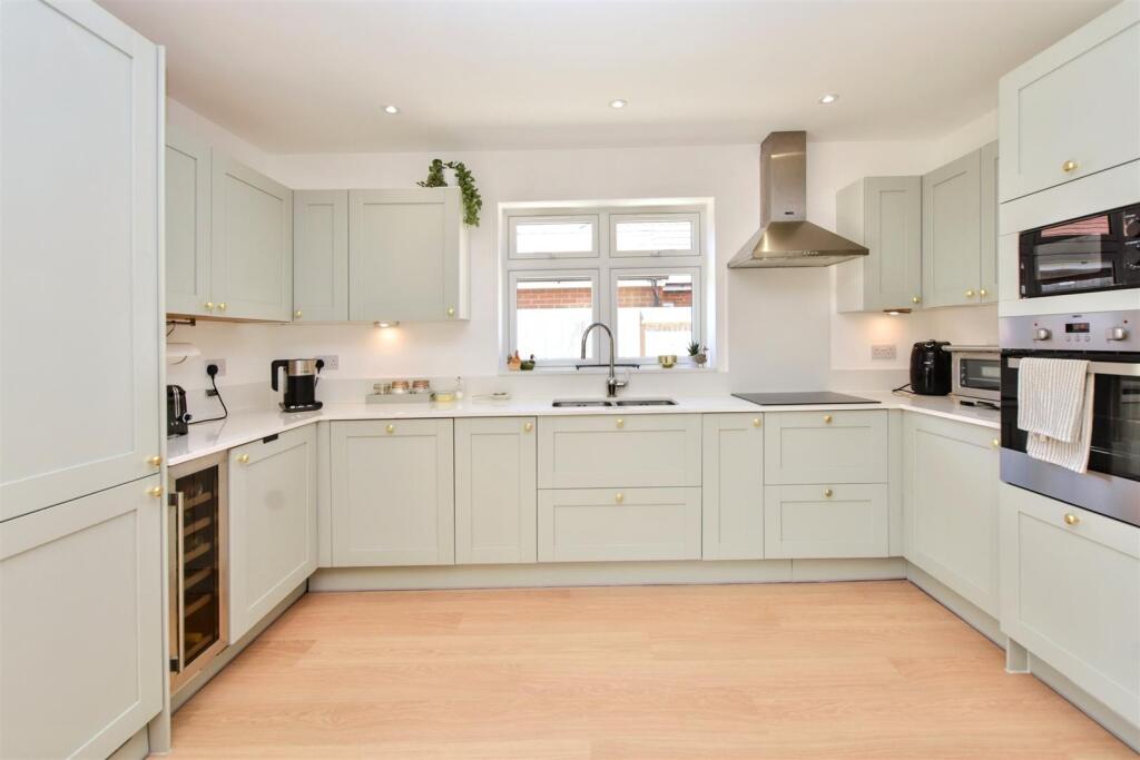 Additional image 6 of Pendine Gardens