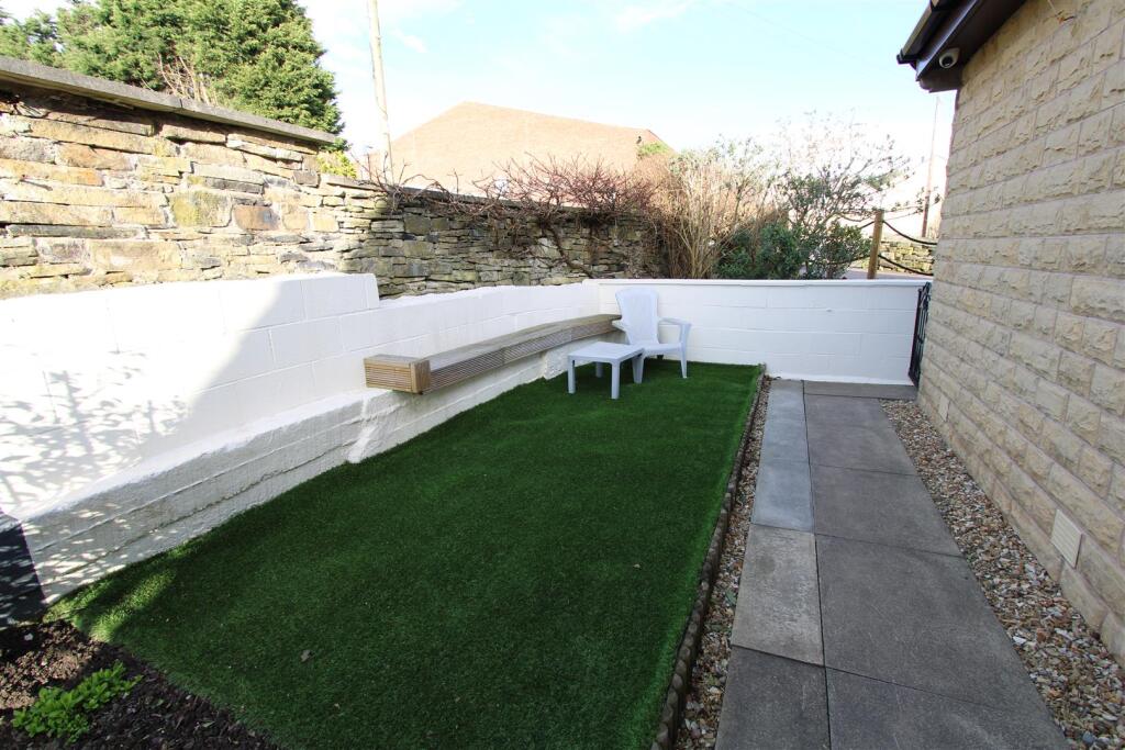 Additional image 35 of Toftshaw Lane, East Bierley, Bradford