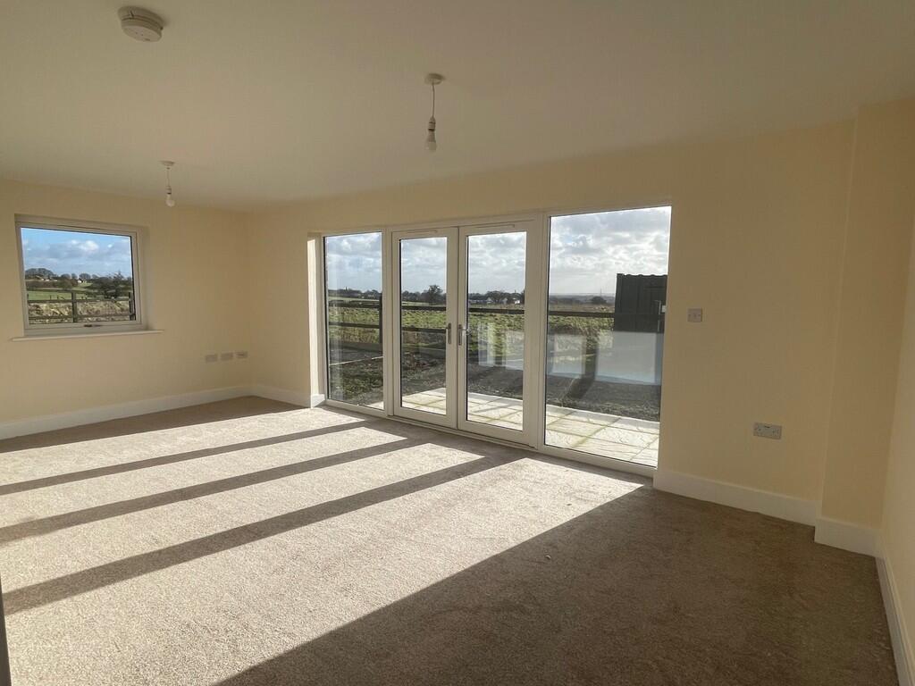 Additional image 3 of Cliff Hollins Lane, East Bierley