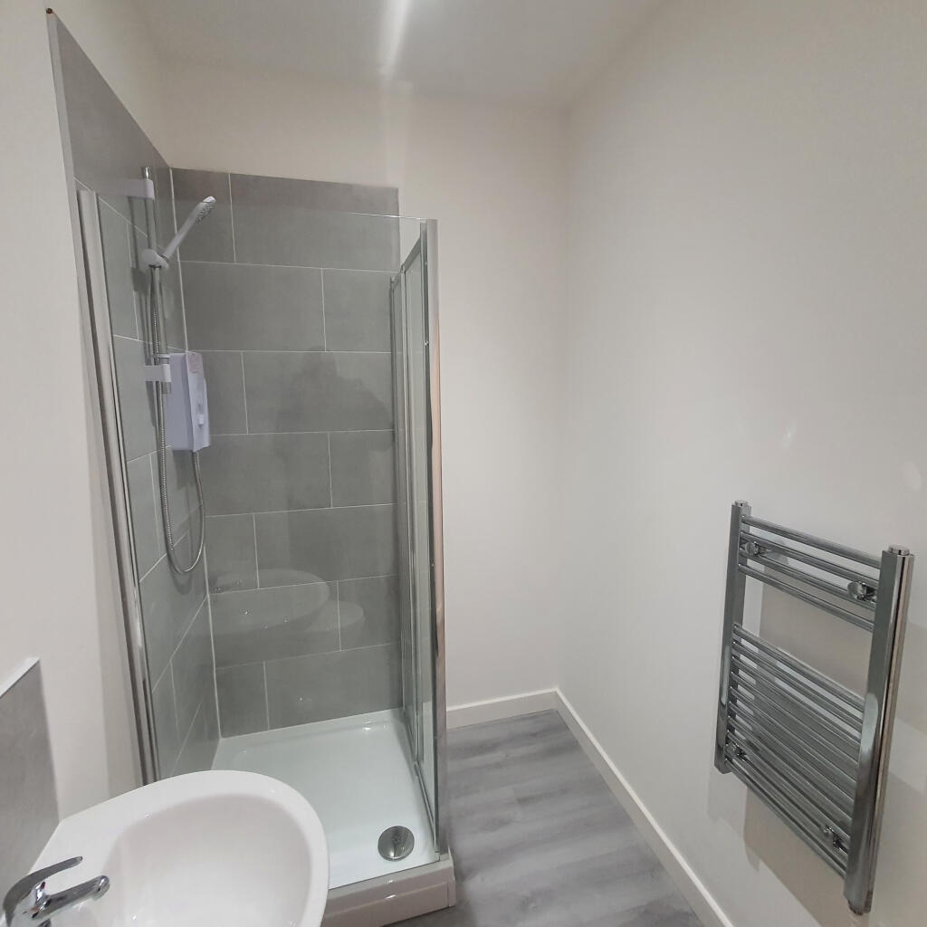 Additional image 10 of The Card House, Bingley Road, Bradford, West Yorkshire, BD9