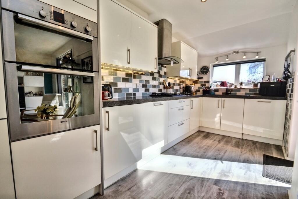 Additional image 8 of Broadstone