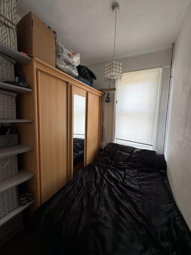 Additional image 8 of Three Bedroom Flat - Holdenhurst Road - £1350.00