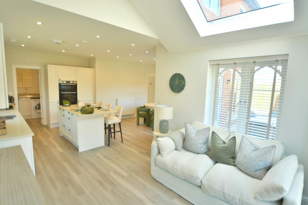 Additional image 8 of Oakwood Park, Oakley Lane, Wimborne, BH21 1UD