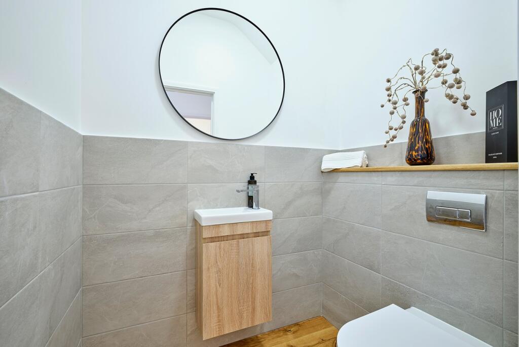 Additional image 19 of Court Farm, West Woodlands, BA11