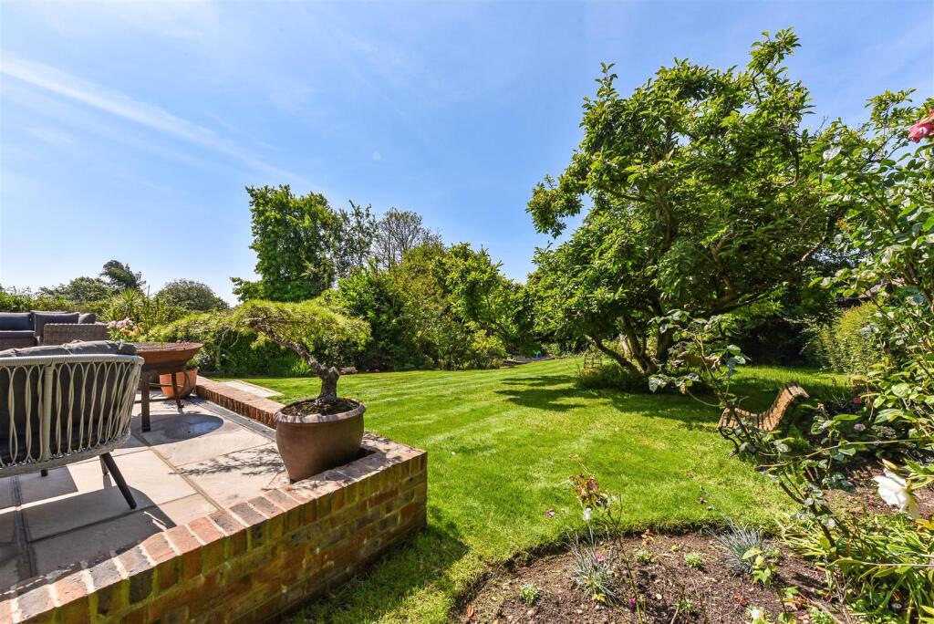 Additional image 23 of 52 Torton Hill Road, Arundel