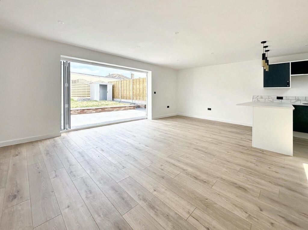 Additional image 3 of Phyllis Avenue, Peacehaven, BN10 7PN