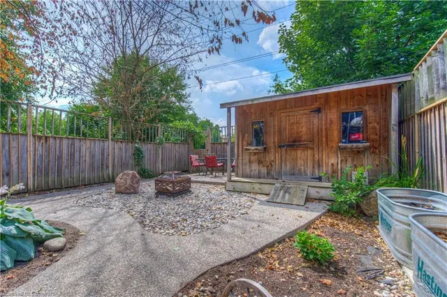 Additional image 38 of 30 Pepperwood Cres