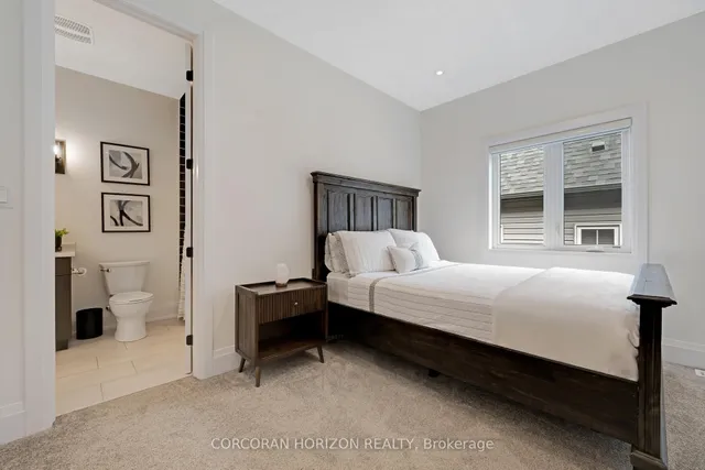 Additional image 25 of 521 Bridgemill Cres