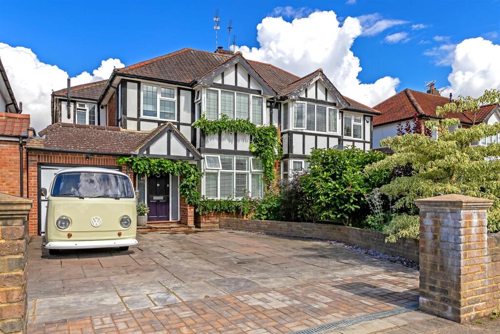 Stanley Avenue, St. Albans