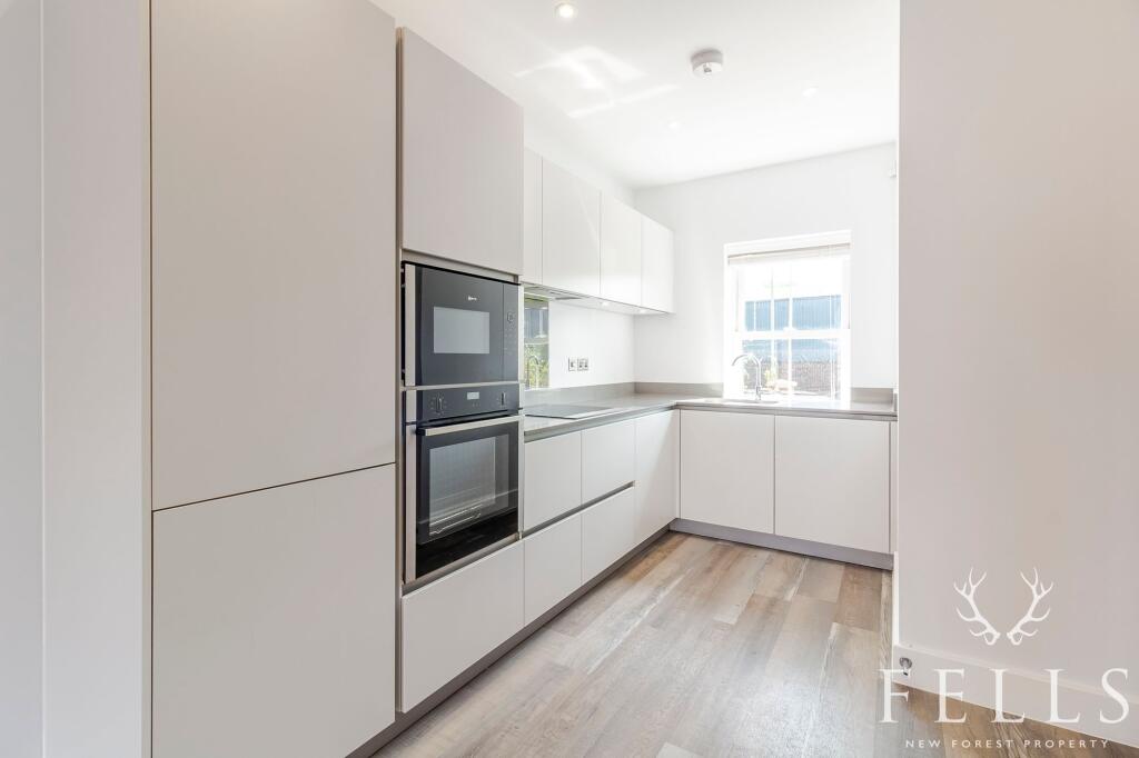 Additional image 19 of Christchurch Road, Ringwood, BH24