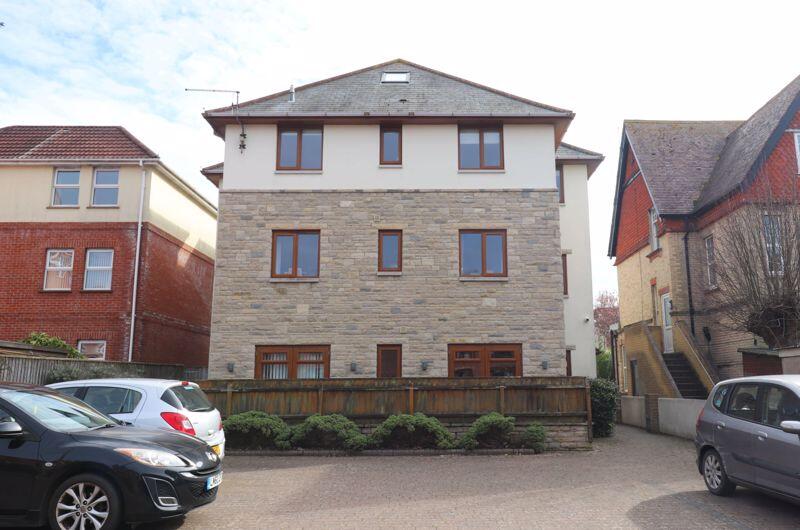 Additional image 14 of 3 Bedroom Second Floor Maisonette With Parking Close To Town Centre & Beach