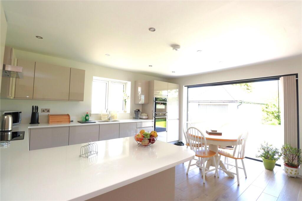 Additional image 9 of Barton Court Avenue, Barton On Sea, Hampshire, BH25