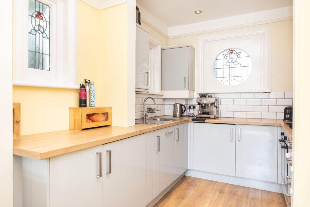 Additional image 7 of St Albans Avenue, Queens Park, Bournemouth, BH8 9EE