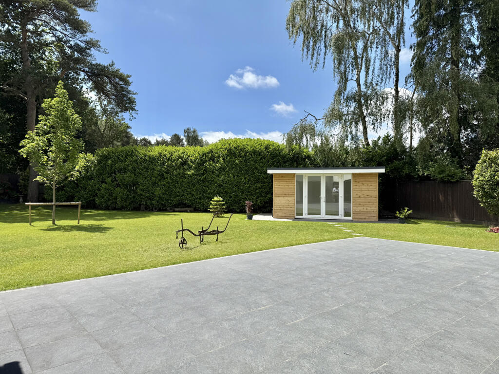 Additional image 36 of Beechwood Road, West Moors, Ferndown, Dorset, BH22