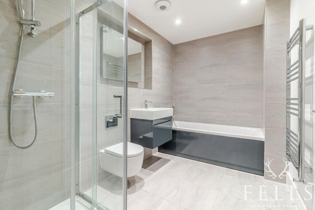 Additional image 11 of Christchurch Road, Ringwood, BH24