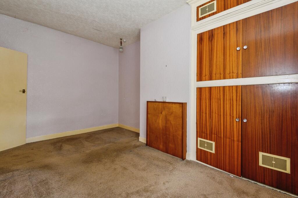 Additional image 13 of Bradford Road, Cleckheaton, BD19