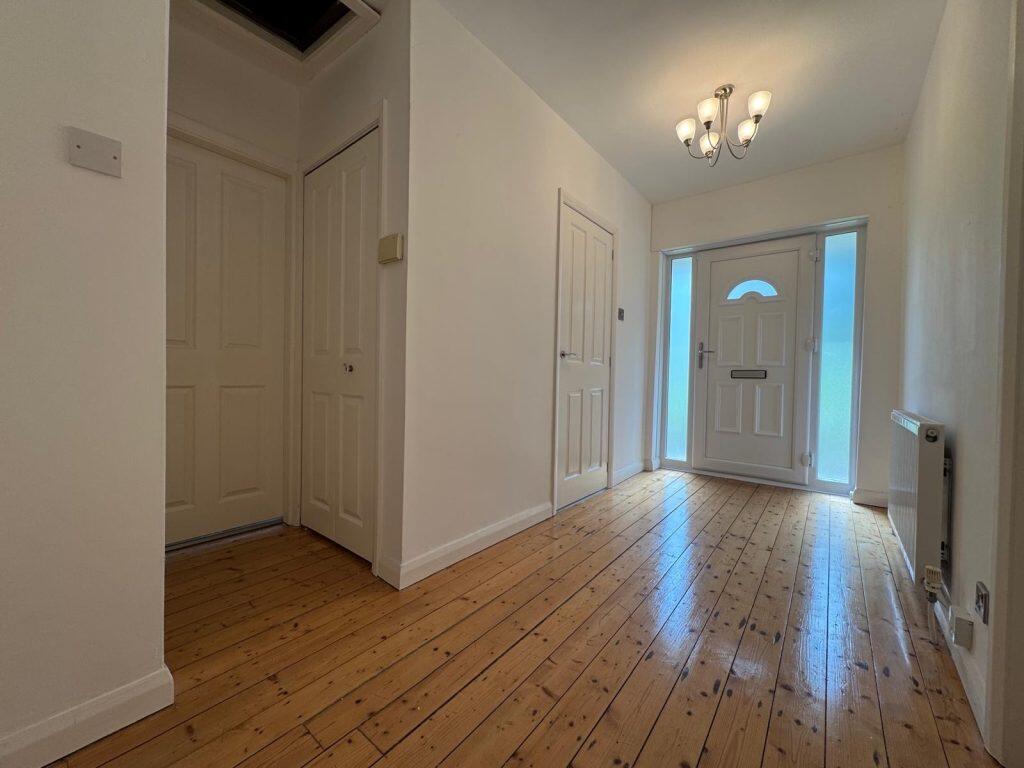 Additional image 3 of 9 Erskine Close, Ladybridge, Bolton, BL3 4UG