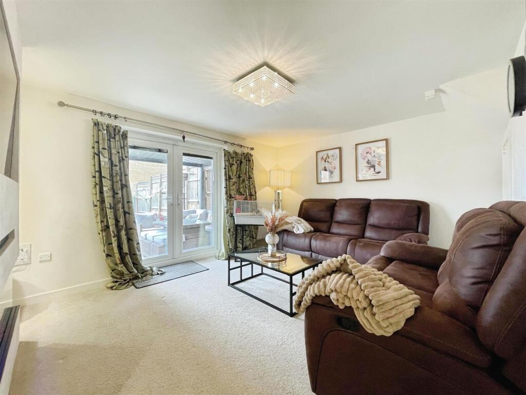 Additional image 8 of Quarry Bank Road, Bradford, BD2