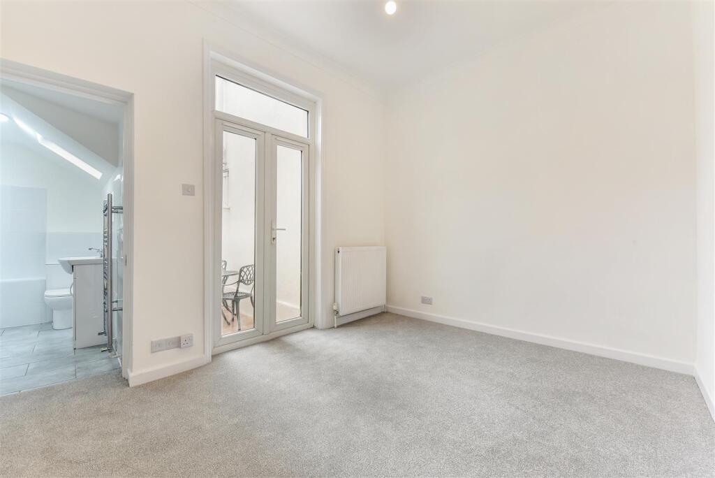 Additional image 10 of The Causeway, Arundel