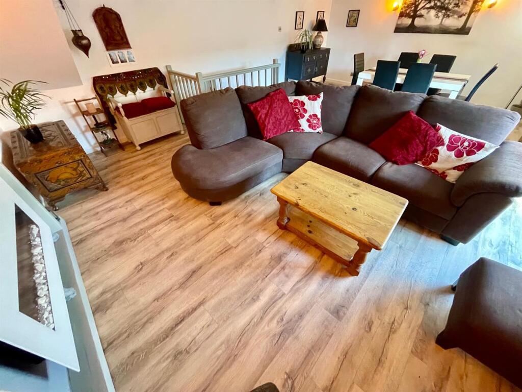 Additional image 4 of West Row, Wimborne