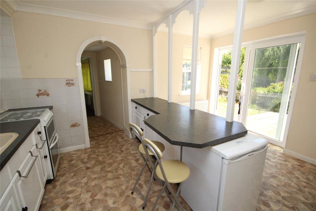Additional image 7 of Highlands Road, Barton on Sea, New Milton, Hampshire, BH25