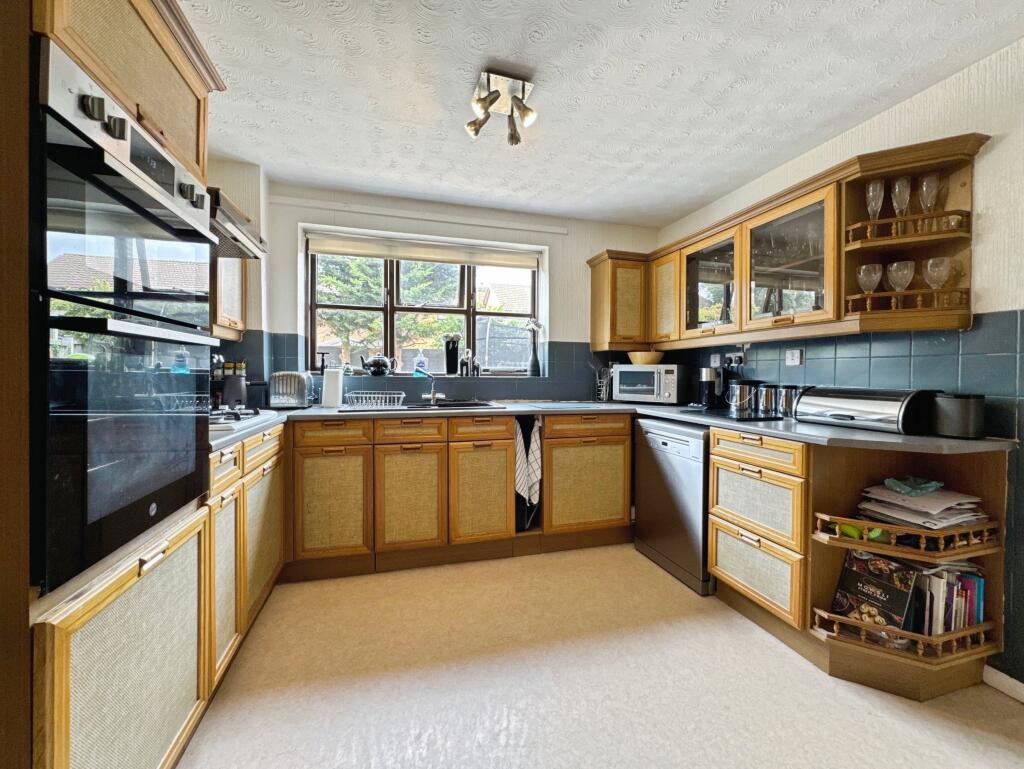 Additional image 5 of Elliot Close, Bidford-on-Avon, B50