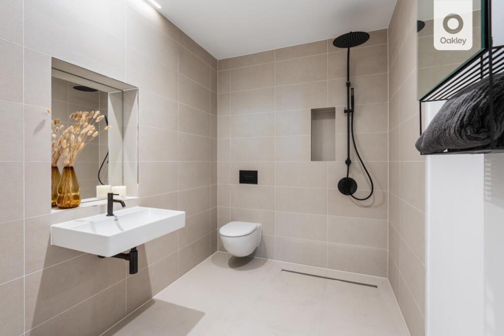 Additional image 7 of ROX, Gloucester Place, Brighton