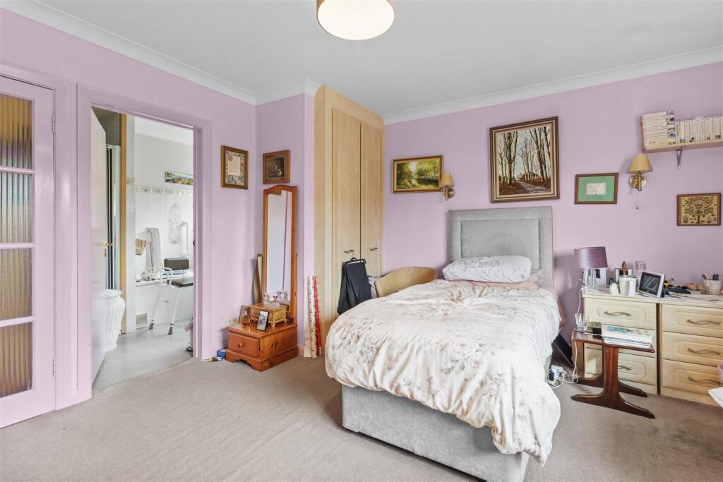 Additional image 18 of Lodge Avenue, Eastbourne