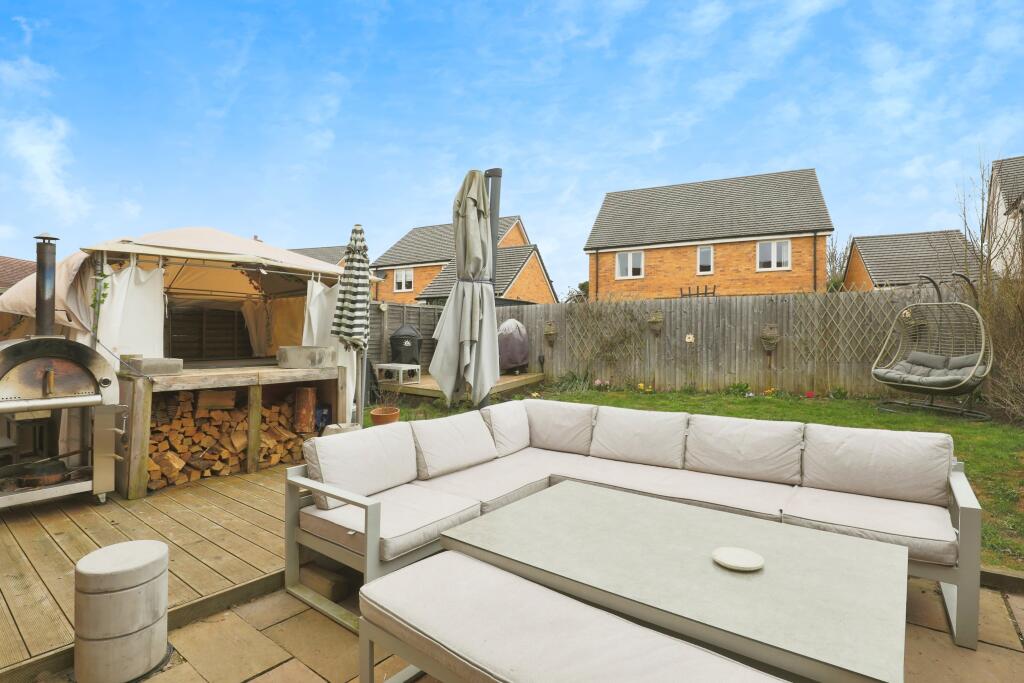 Additional image 2 of Avon Way, Alcester, B50