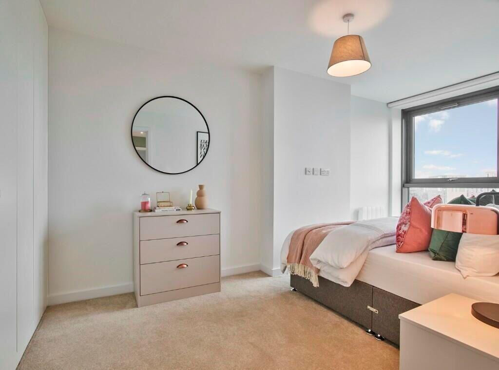 Additional image 11 of 37 Holdenhurst Road Bournemouth BH8