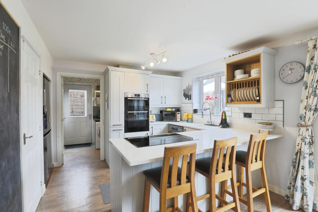 Additional image 5 of Avon Way, Alcester, B50