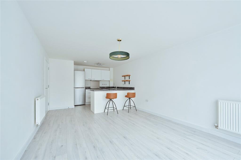 Additional image 11 of Whitley Court Newsom Place, Hatfield Road, St. Albans, Hertfordshire