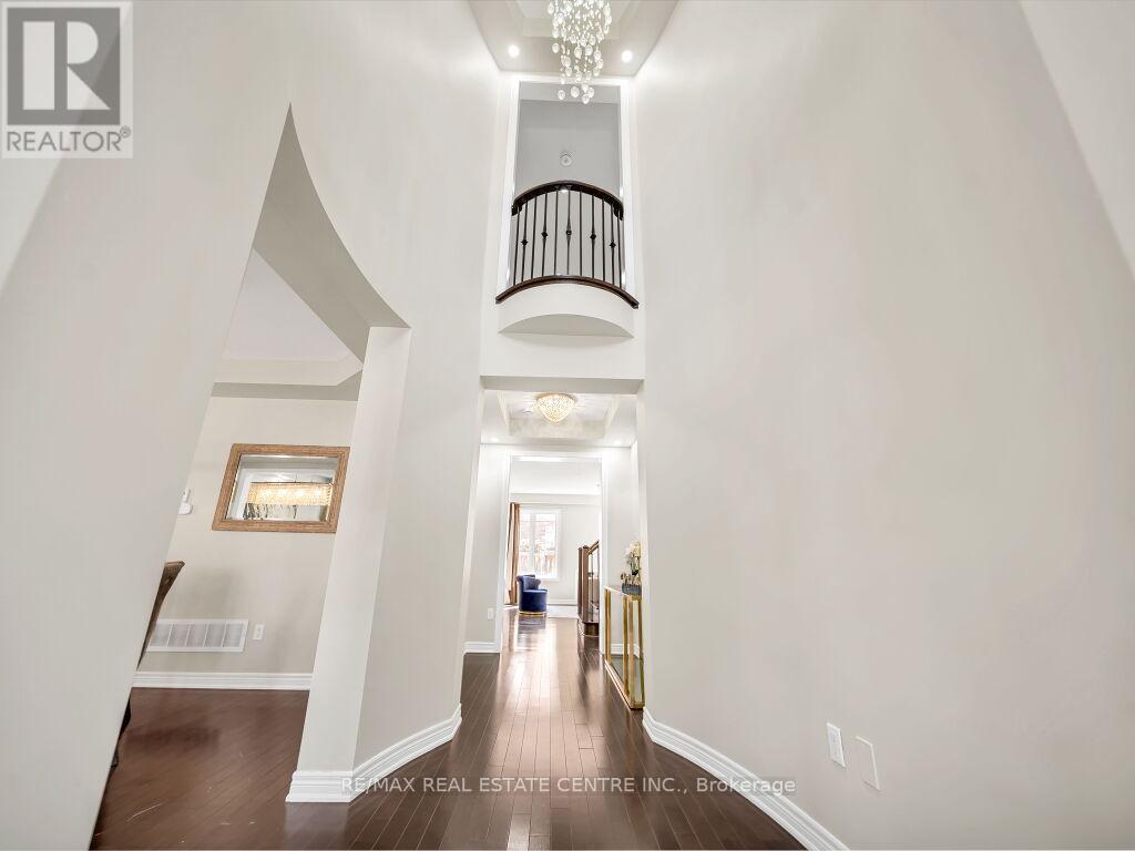 Property image for 10 VIDAL ROAD|Brampton (Credit Valley), Ontario L6Y2X7