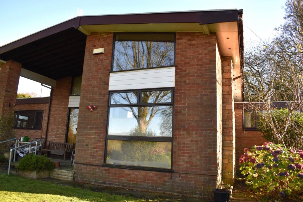 Additional image 37 of 4 or 5 Bedrooms - Riding Gate, Harwood